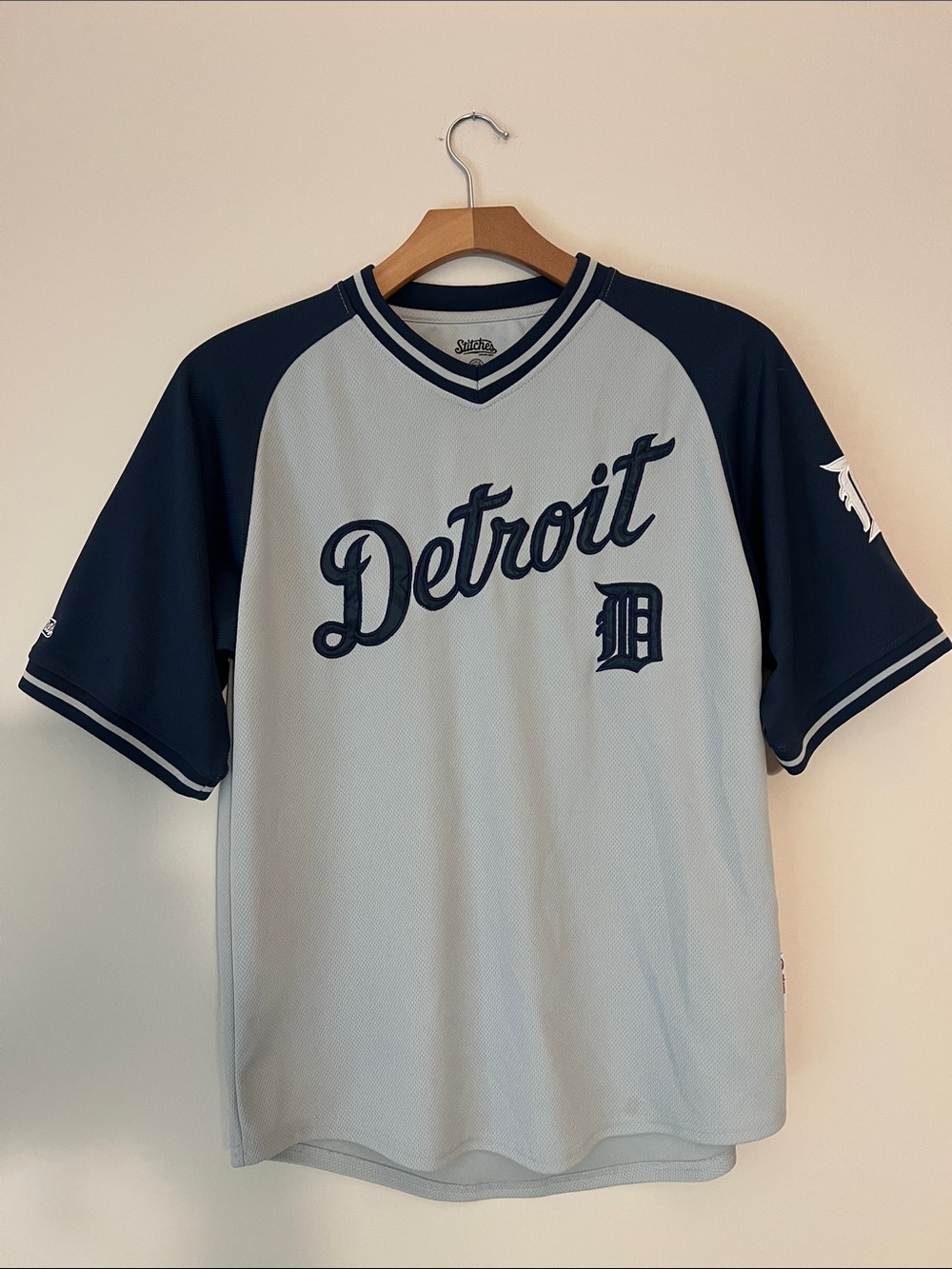 Stitches Detroit Baseball Jersey in Light Gray & Navy